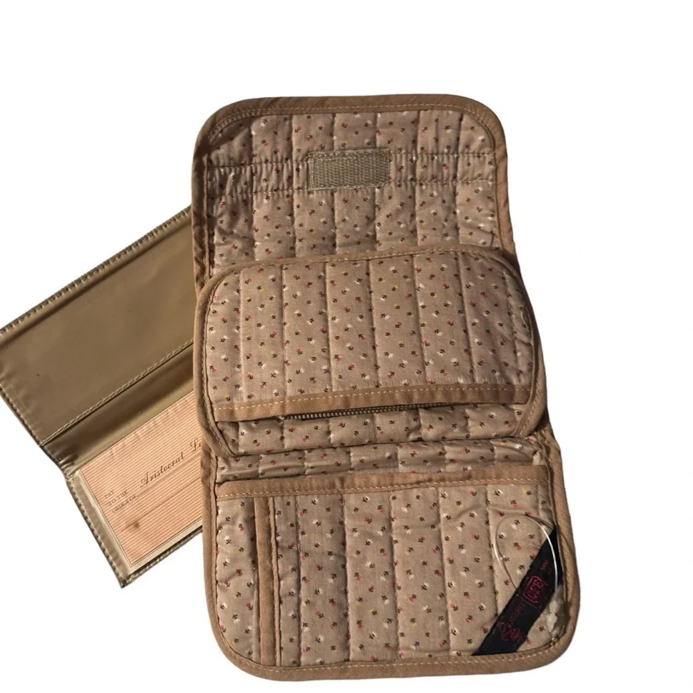 Luscious CPE Handmade Ditsy Floral Cottagecore Vintage Wallet